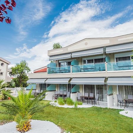 Dream Boutique Apartments 니키티 외부 사진