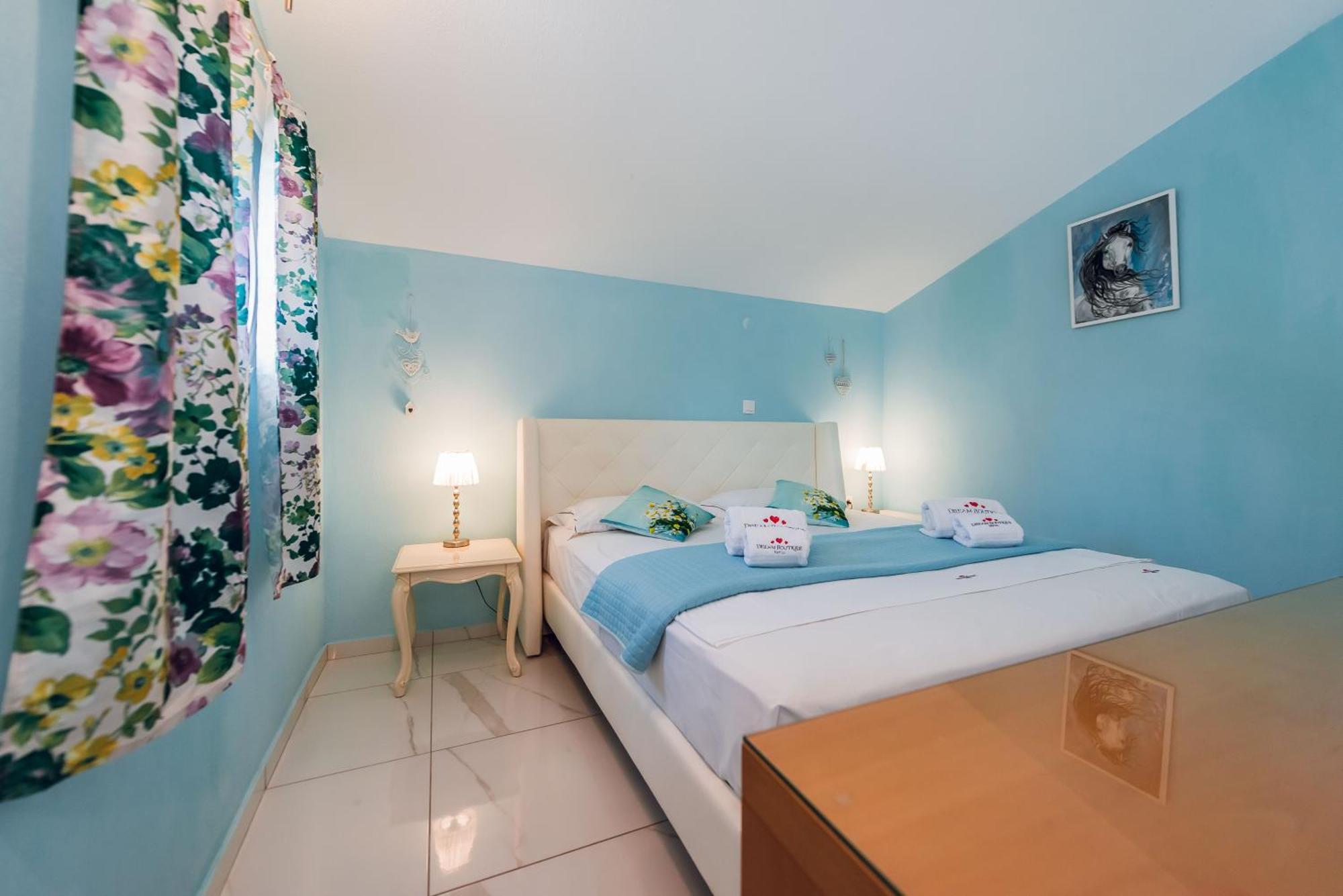 Dream Boutique Apartments 니키티 외부 사진